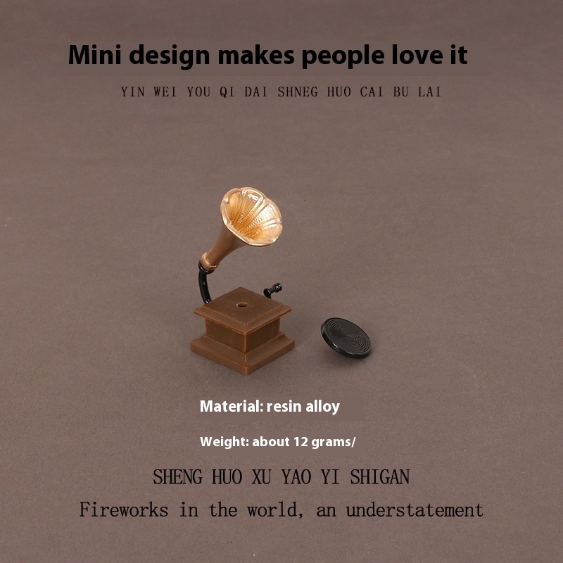 Retro-Inspired Mini Phonograph Record Figure Charming Metal Desk Decorative Item