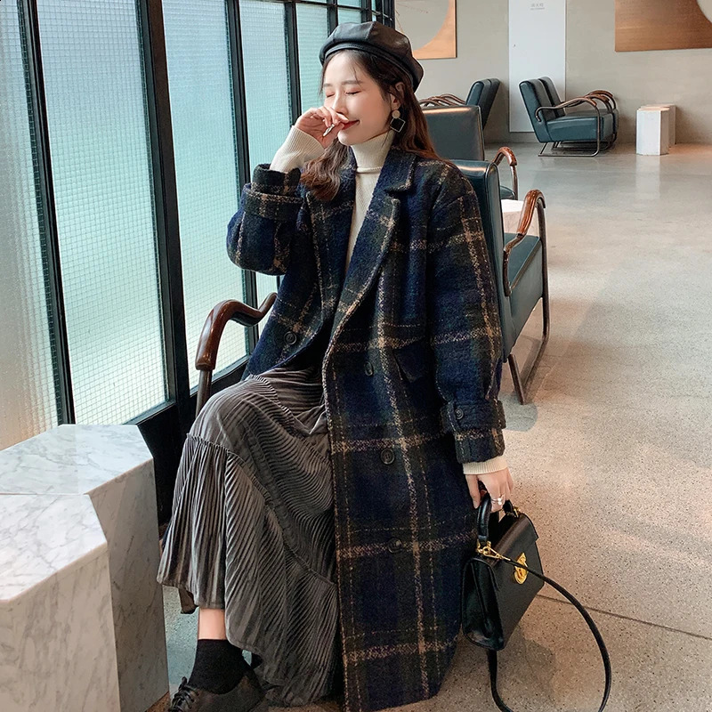Autumn Winter Long Plaid Wool Coat Women Double Breasted Thicken Loose Woolen Overcoat Female Quited Coats 240822