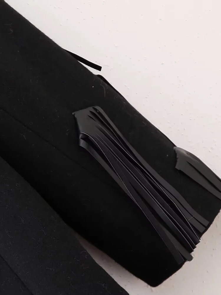 EAM Black Spliced Leather Tassel Woolen Coat Loose Fit Lapel Long Sleeve Women Jacket Fashion Autumn Winter 30A0008 240822