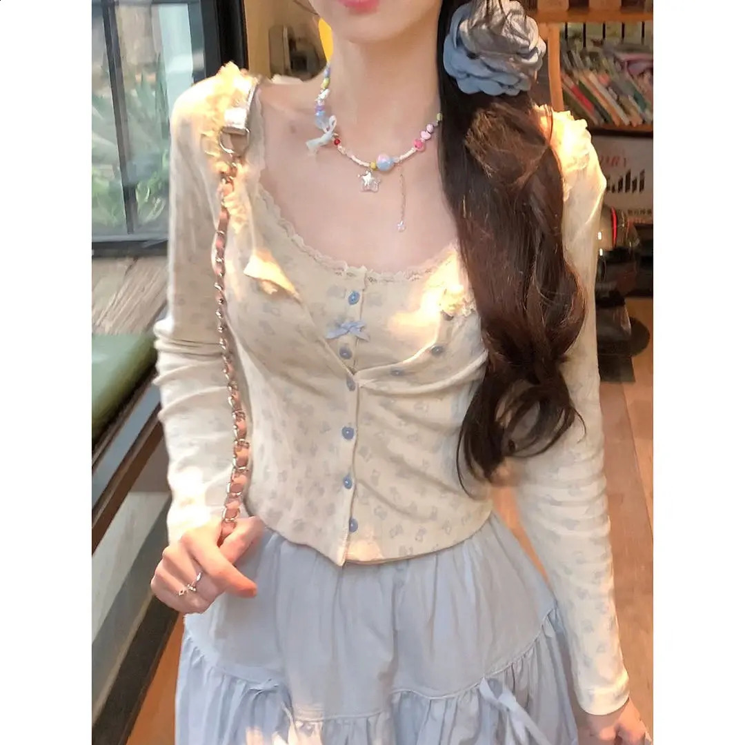 Casual Sweet Womens Set Spring Autumn Floral Lace Camisole Vestcardigan Small Shirtblue Skirt Three Pieces Set for Women 240823