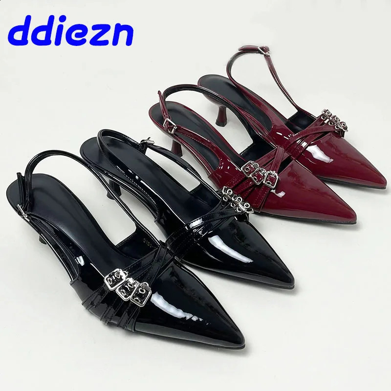 Large size womens Pointed shoe upper pump boots for women 2024 fashion metal buckle womens red shoes 240823