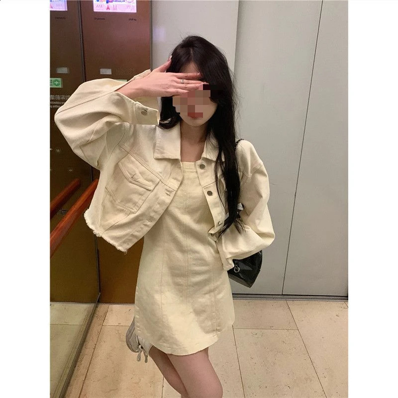 Autumn Fashion Set for Women Korean Short Coat Age Reducing Half body Short Skirt Cow Two Piece Set 240823