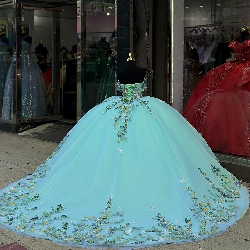 Aqua Blue Shiny Quinceanera Dresses Off the Shoulder Ball Gown Applique Bow Beads Crystal ral Girls Birthday Party Vestido15 vx Anos Sweet 16