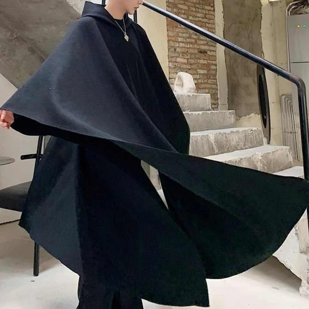 Men Japan Street Style Hooded Robe Cloak Trench Coat Outerwear Male Gothic Punk Fashion Show Pullover Long Jacket Overcoat 240822