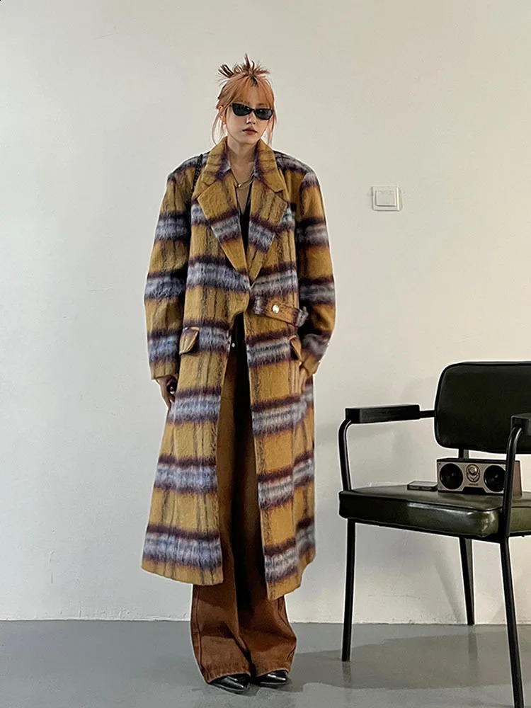 Loose Fit Yellow Plaid Big Size Long Woolen Coat Parkas Lapel Long Sleeve Women Fashion Autumn Winter 240822