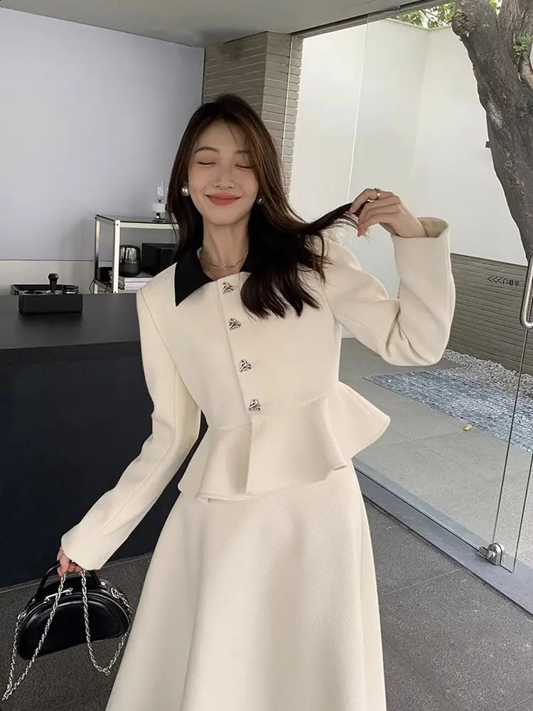 Petite Elegant Socialite High-End Chic Style Jacket and Skirt Professional Korean Drama Two-Piece Set for Women Autumn Winter 240823