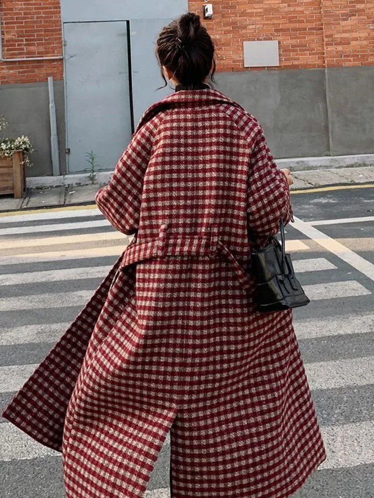 Winter Warm Plaid Long Woolen Jacket Korean Loose Cotton Padded Lined Wool Blend Chamarras Woman Thicken Lapel Coats With Belt 240822