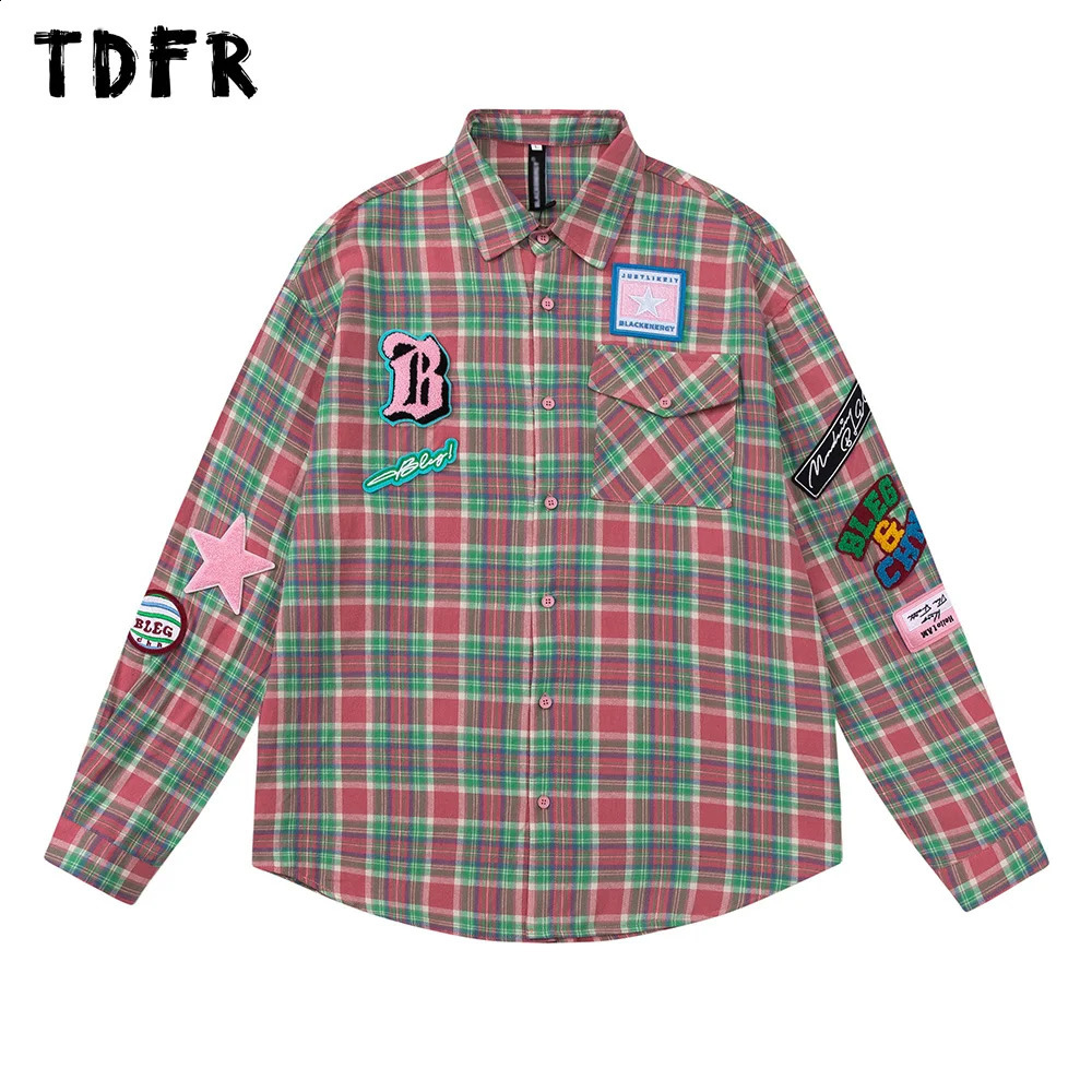 Patch Embroidery Plaid Shirt Mens Retro Casual Loose Pocket Lapel Single Breasted Long Sleeve Shirts Men 240822