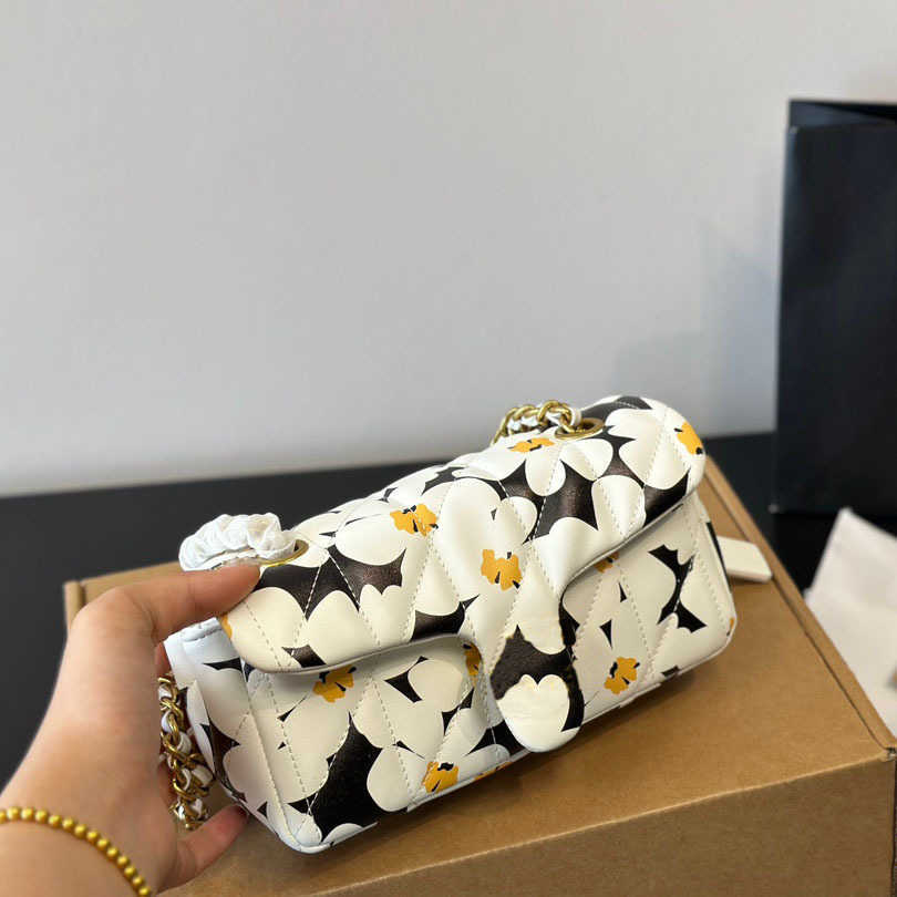 26ss Leather Totes Designer Underarm Crossbody Studio for Women Brown Handbags Vintage Messenger Wallet Ladies Shoulder Bag