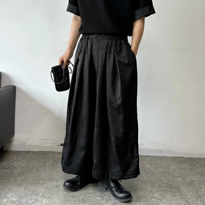 IEFB Chinese Style Mens Casual Pants Satin Jacquard Wide Leg Ankle-Length Pants Elastic Waist Summer Simple 9C6011 240822