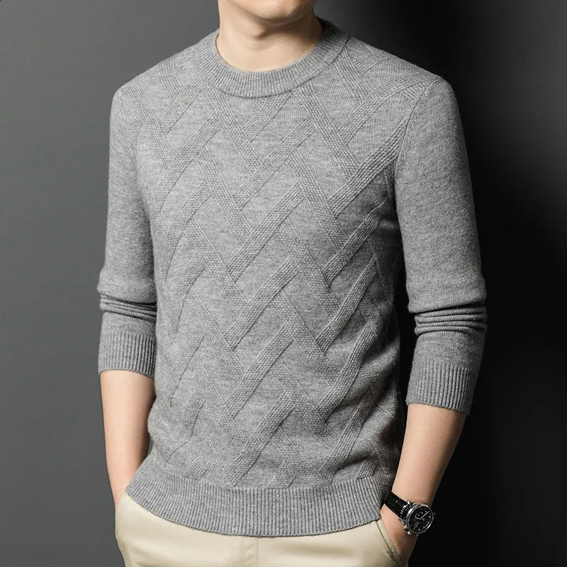 Autumn and Winter Thick Sweater Full Wool Round Neck Solid Color Long Sleeve Warm Mens Outdoor Top 240822