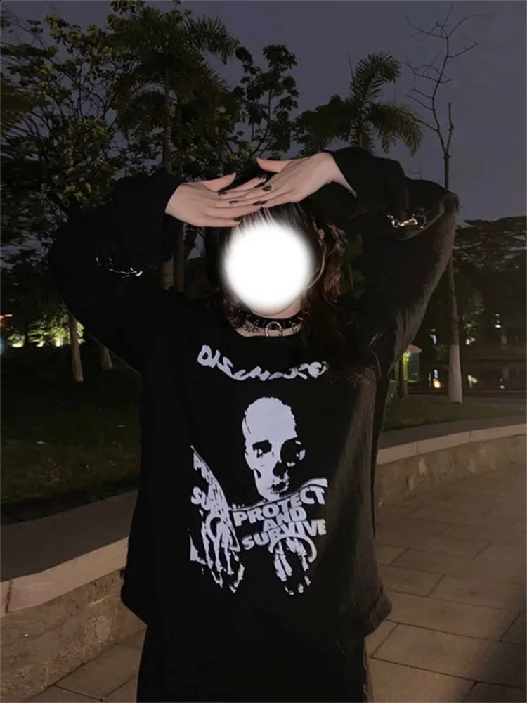 HOUZHOU Gothic Punk Skull Women T Shirt Emo Goth White Off Shoulder Long Sleeve T-shirt Streetwear Black Irregular Dark Tops 240823