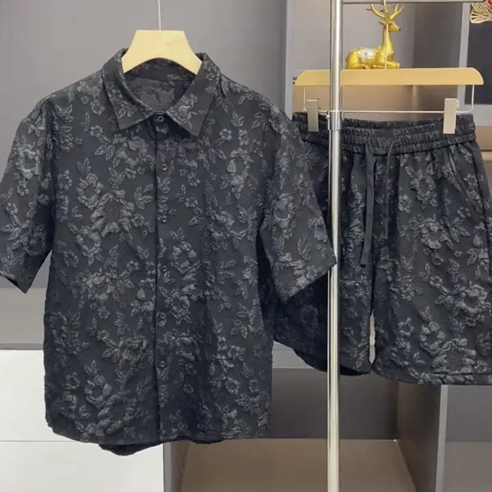 Mens Embossed Casual Short-Sleeved Shirt Shorts Two-Piece Suit Daily Versatile Breathable Hawaiian Suit MenS Clothing Spring 240822