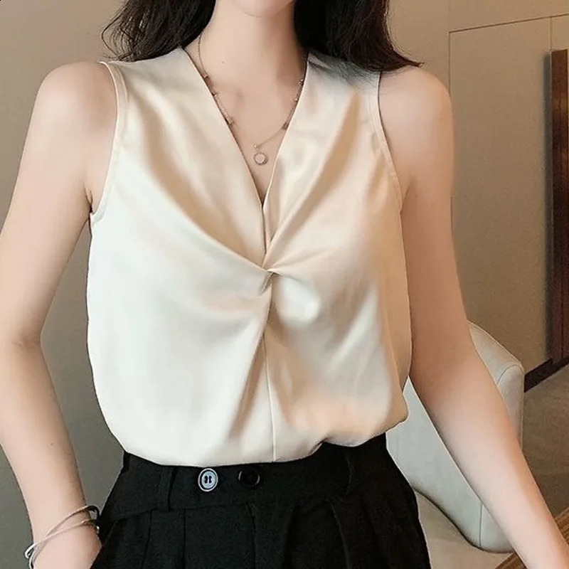 Summer white Vneck pleated shirt top sleeveless solid color shoulder elegant warm and fashionable womens clothing w240824