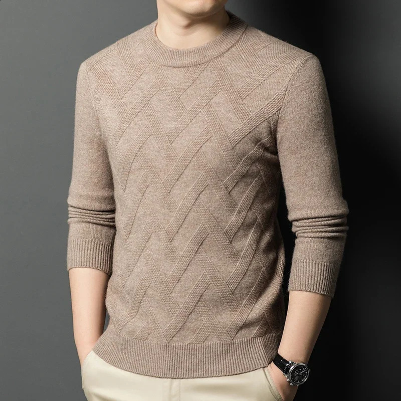 Autumn and Winter Thick Sweater Full Wool Round Neck Solid Color Long Sleeve Warm Mens Outdoor Top 240822