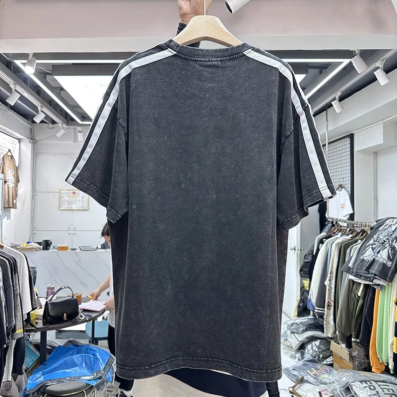 Embroidered shirt stitched together with pasted cloth 240822