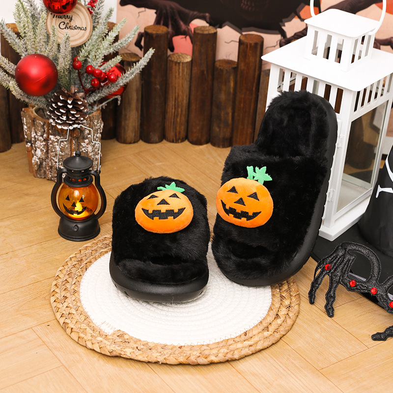 New Halloween pumpkin slippers women wholesale thick bottom Flat slides winter home indoor non-slip home smiley face fashionable comfortable Fur ladie