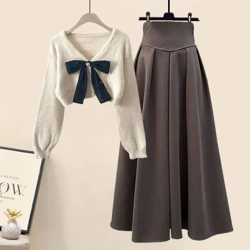 Spring and Autumn Season Set for Women Korean Edition Slimming Sweater High Waist Half Skirt Two Piece Set 240823