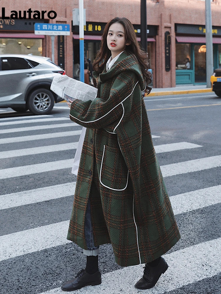 Lautaro Autumn Winter Long Oversized Warm White Patchwork Plaid Wool Blends Trench Coats Women with Hood Runway Korean Fashion 240822