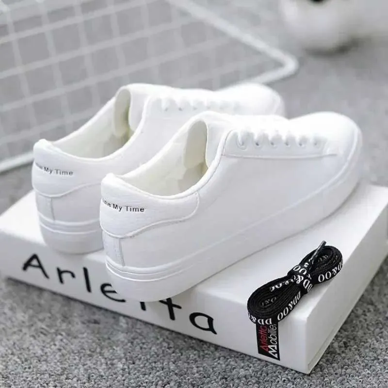 Women's White Casual Lace-Up hot New Sneakers - Breathable Flat Sole Round Toe Walking & Running Shoes