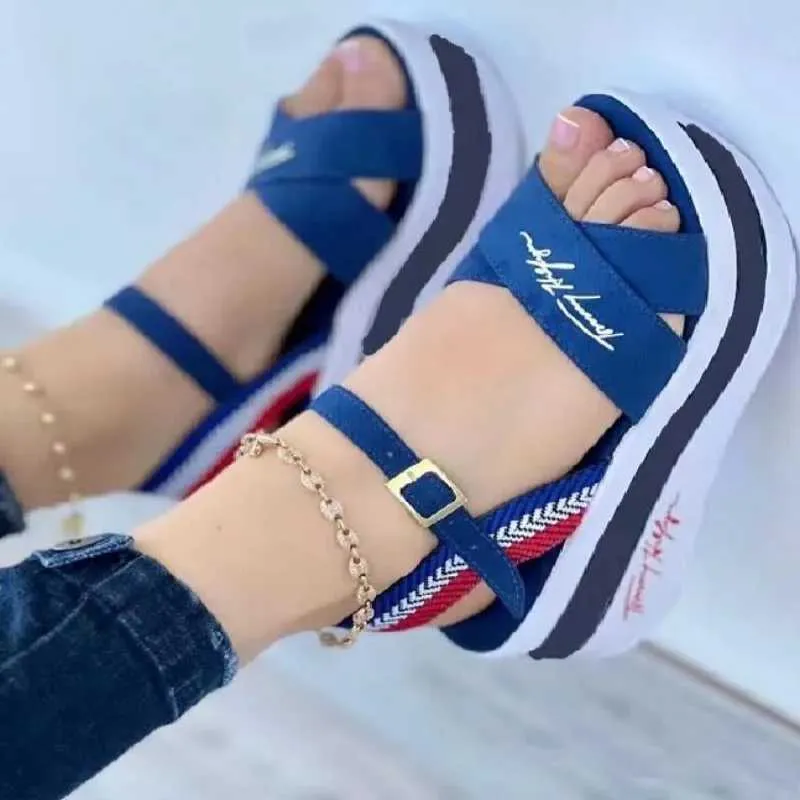 Summer Apartment Platform Sports Womens New Designer Casual Shoes Fashion Slide New Walking Running Sandals Large Size XW6.4