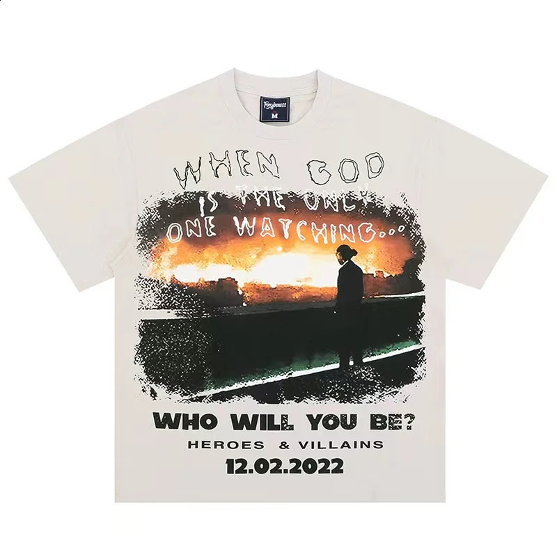 High Street sunset figures printed roundnecked apricot shortsleeved tshirt 240822
