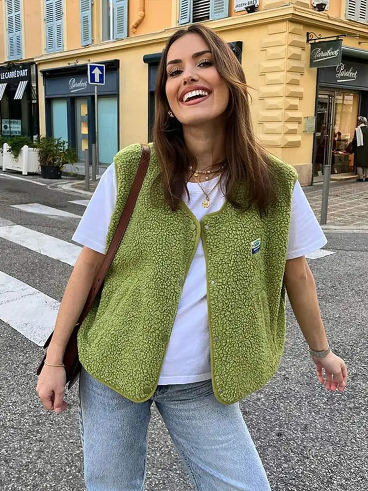 Lambswool Vest Round Neck Sleeveless Waistcoat | Women's Autumn Tops