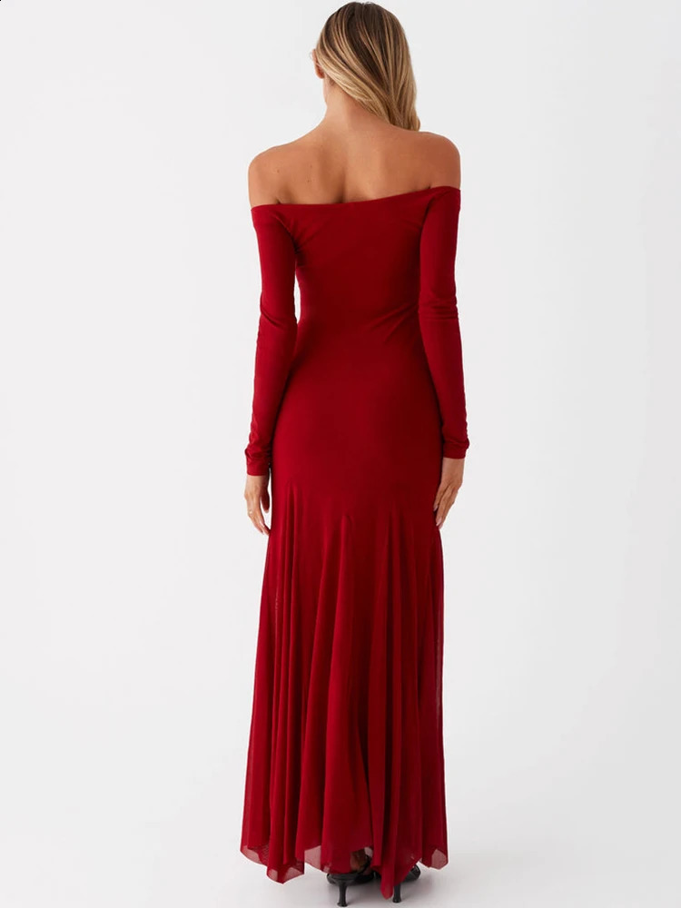 Mozision Off-shoulder Long Sleeve Sexy Maxi Dress For Women Autumn Strapless Backless Pleated Elegant Long Dress Fashion 240823