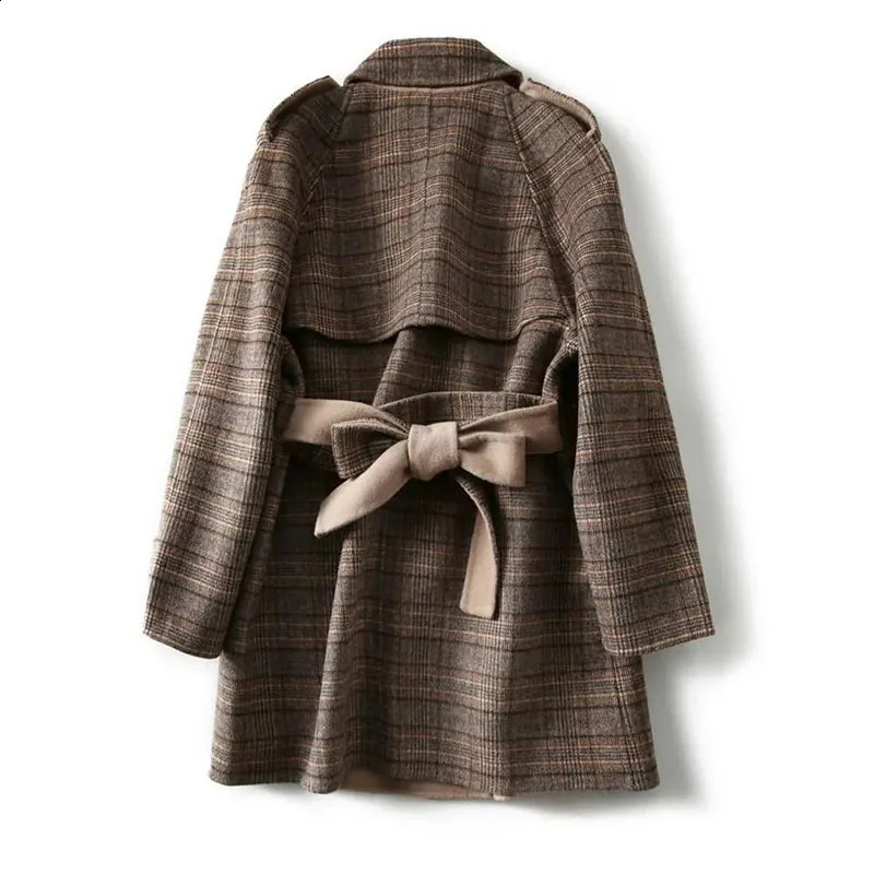 Spring Autumn woolen trench Coat 4XL Outerwear Plaid Woolen Coat Fashion Mid-Long Double-Breasted Coats Women Woolen Jacket 240822