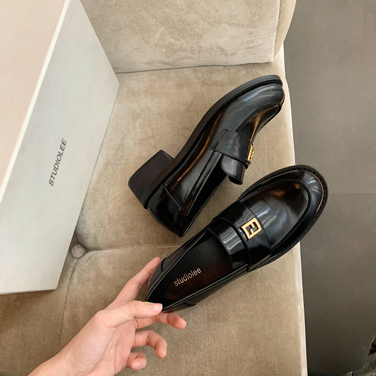 Ddmysports Premium Leather Version Grape Mom S Same Gold Square Buckle British Style Round Toe Thick Heel Loafers For Women OUTDOOR