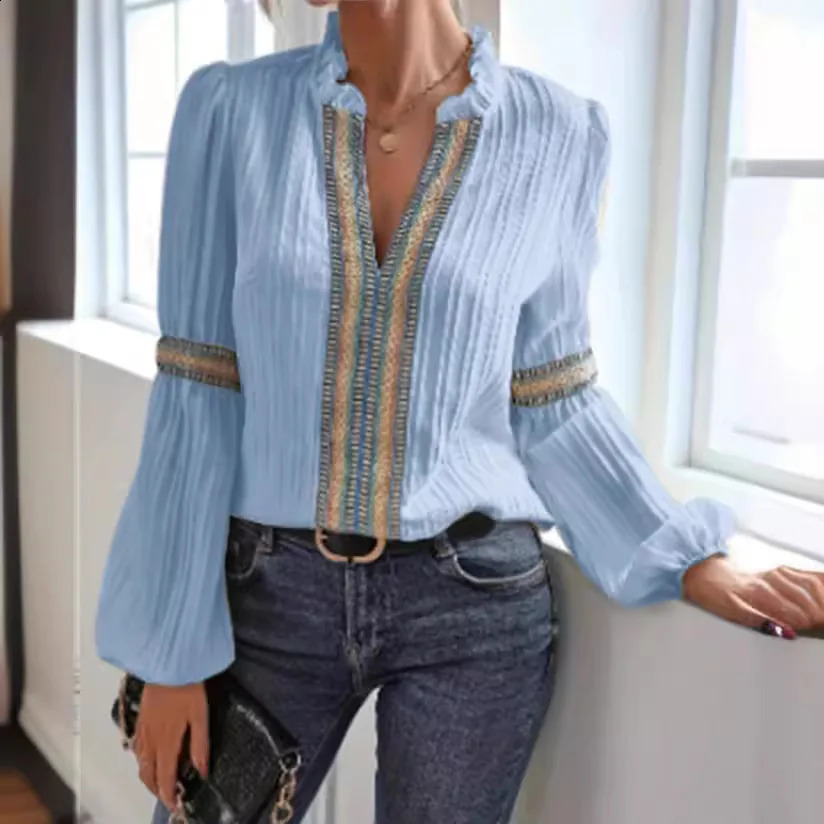 Womens shirt lace long sleeved casual style womens Vneck printed spring and summer floral dress 240822