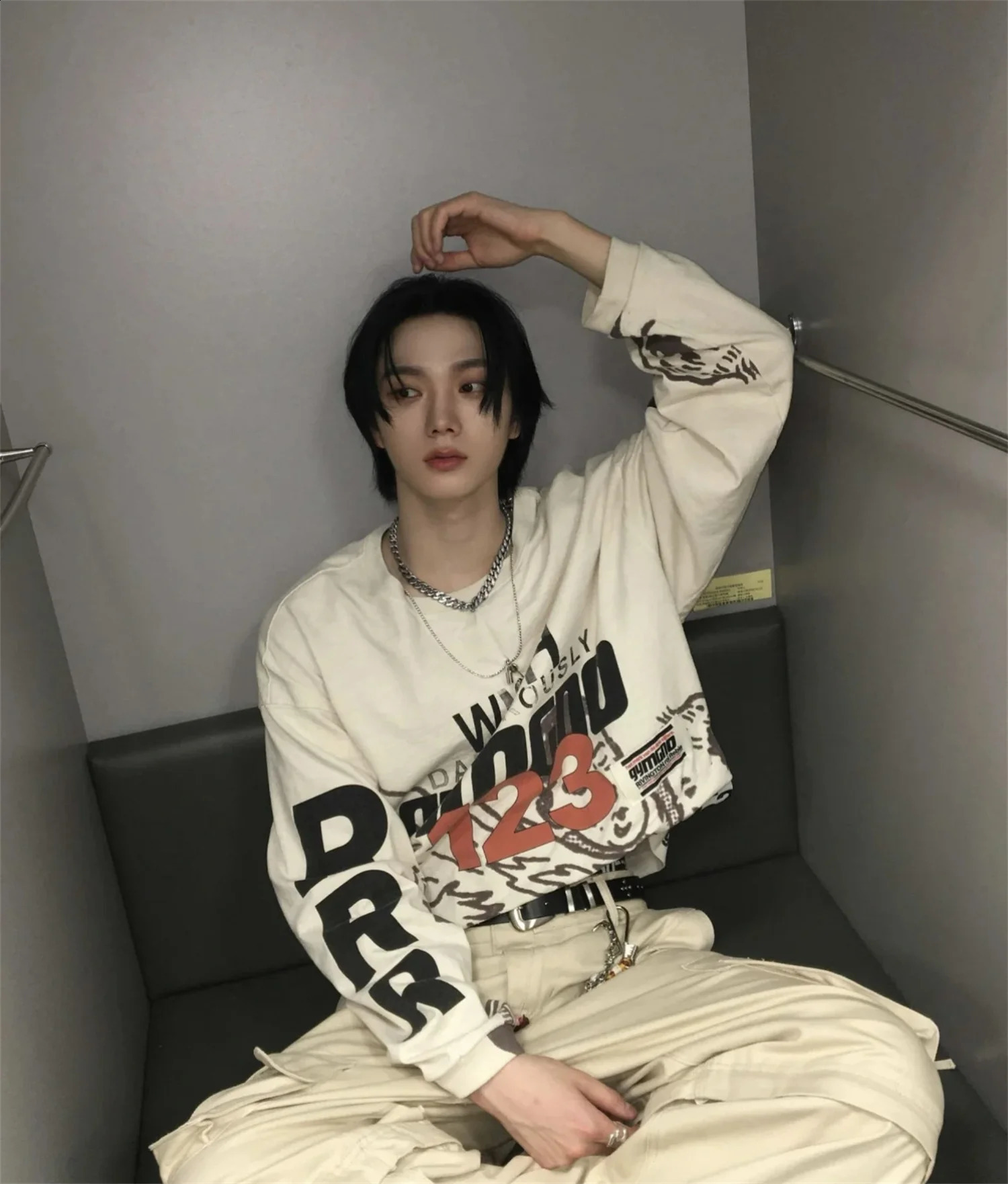 Summer And Spring 123 Letter Print GYMGNO Graffiti Slogan Worn Retro Long Sleeve T Shirt Pullover Sweatshirt 240823