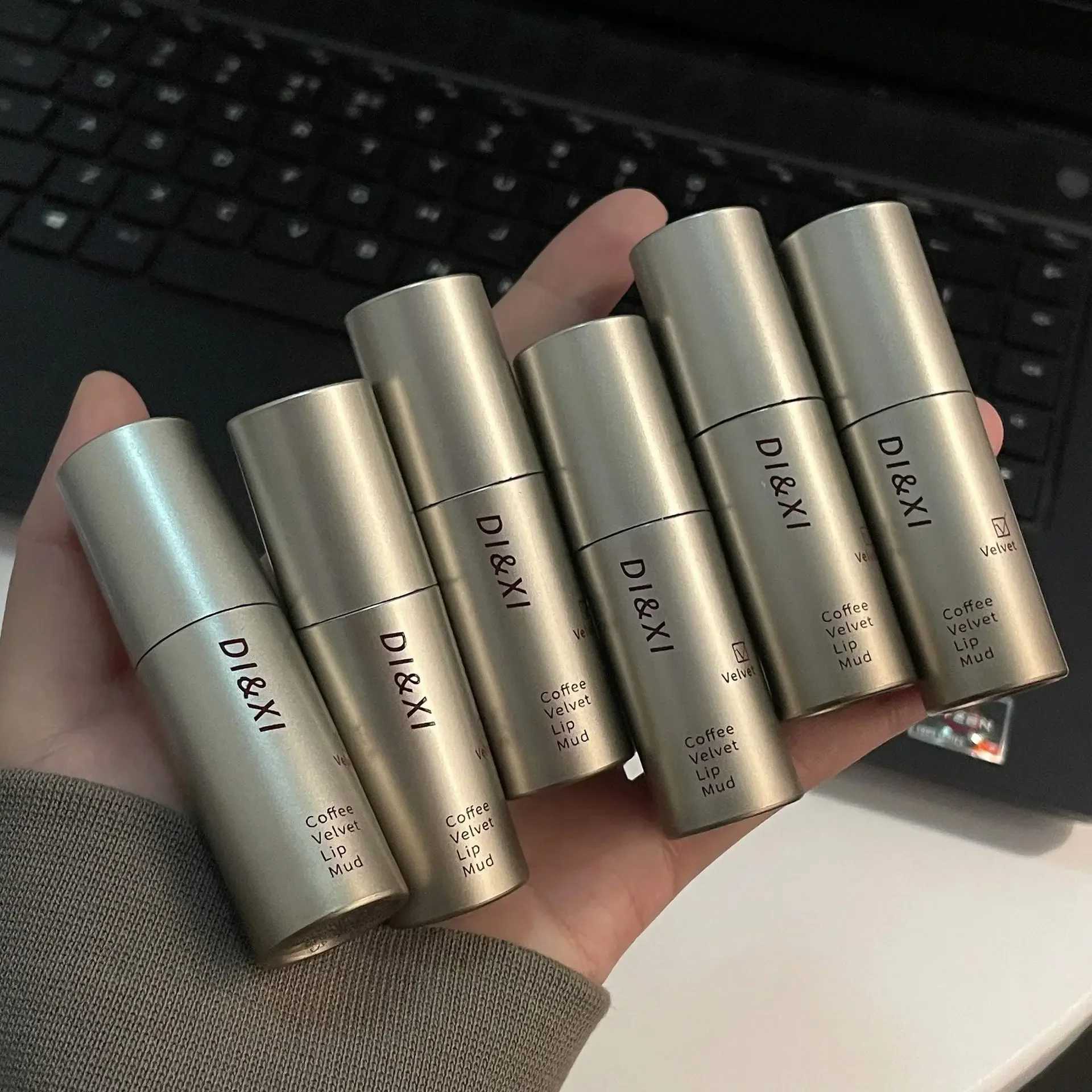 Dark brown matte velvet lip gloss waterproof liquid lipstick nude brown lipstick matte makeup latte lipstick W241101