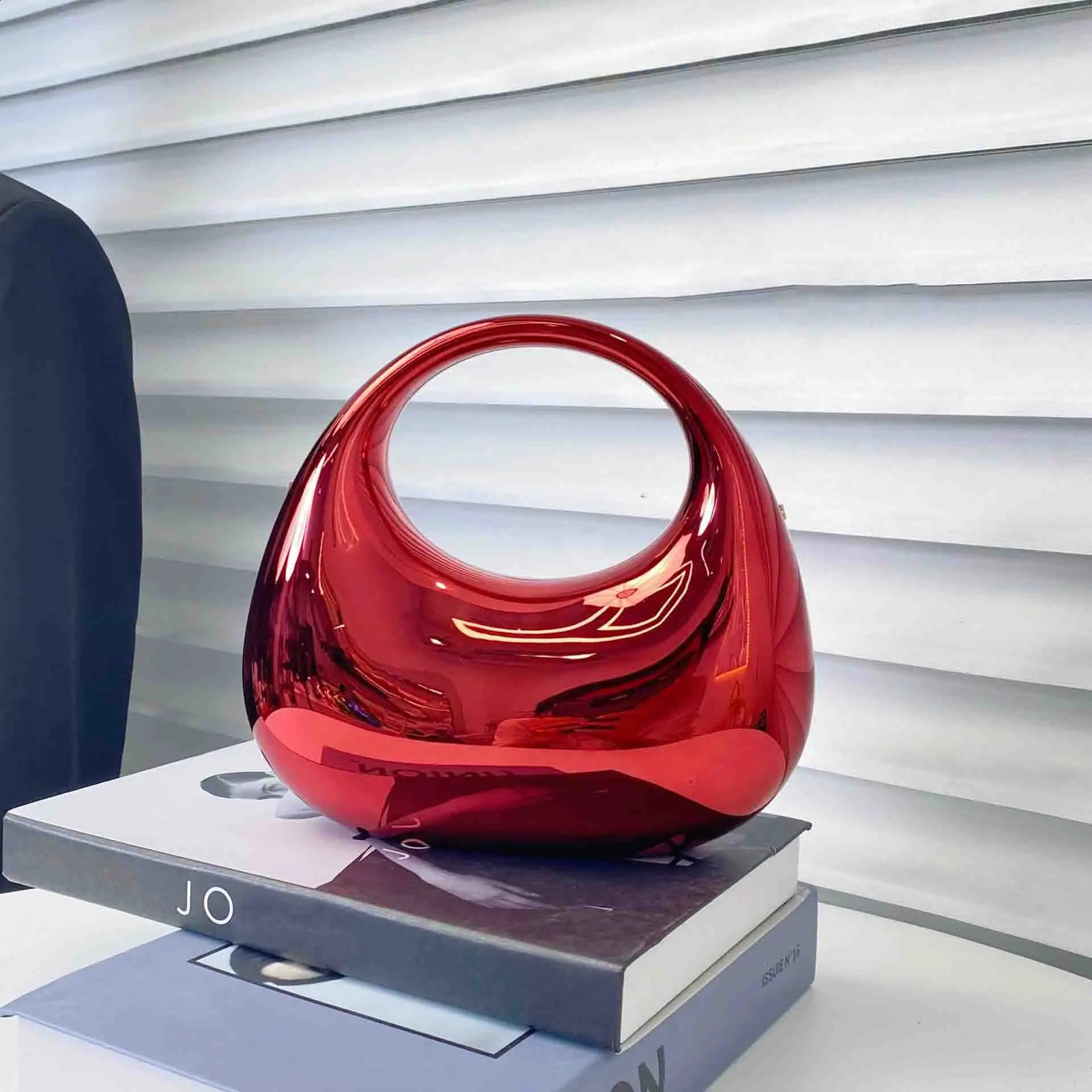 2024 Evening Clutch Clear Acrylic Women Handbags Fashion Shoulder Bag Half Moon Wedding Purses Party Tote Ladies 240822Z