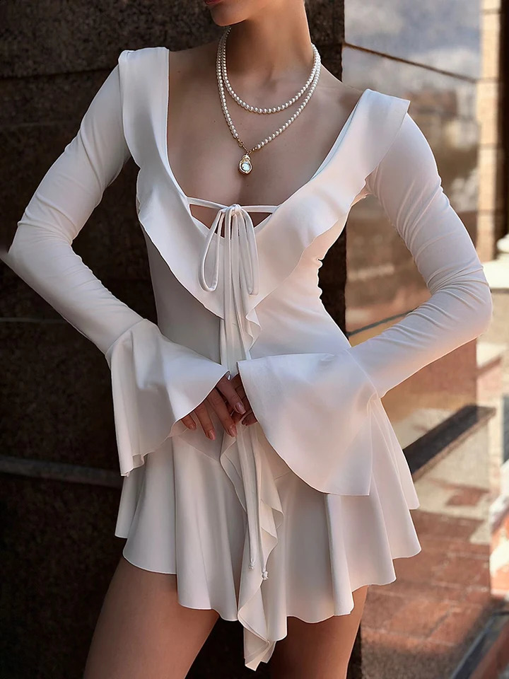 TARUXY White Deep V Neck Ruffled Dress For Women Long Flare Sleeve Autumn Fashion Beach Party Short Dresses Female Sexy Slim 240823