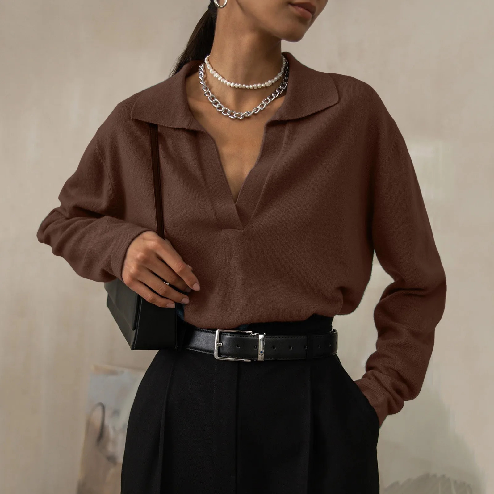 Spring and autumn vintage womens shirt Y2k Vneck pocket zipper sweater long sleeved Tshirt solid color office top 240822