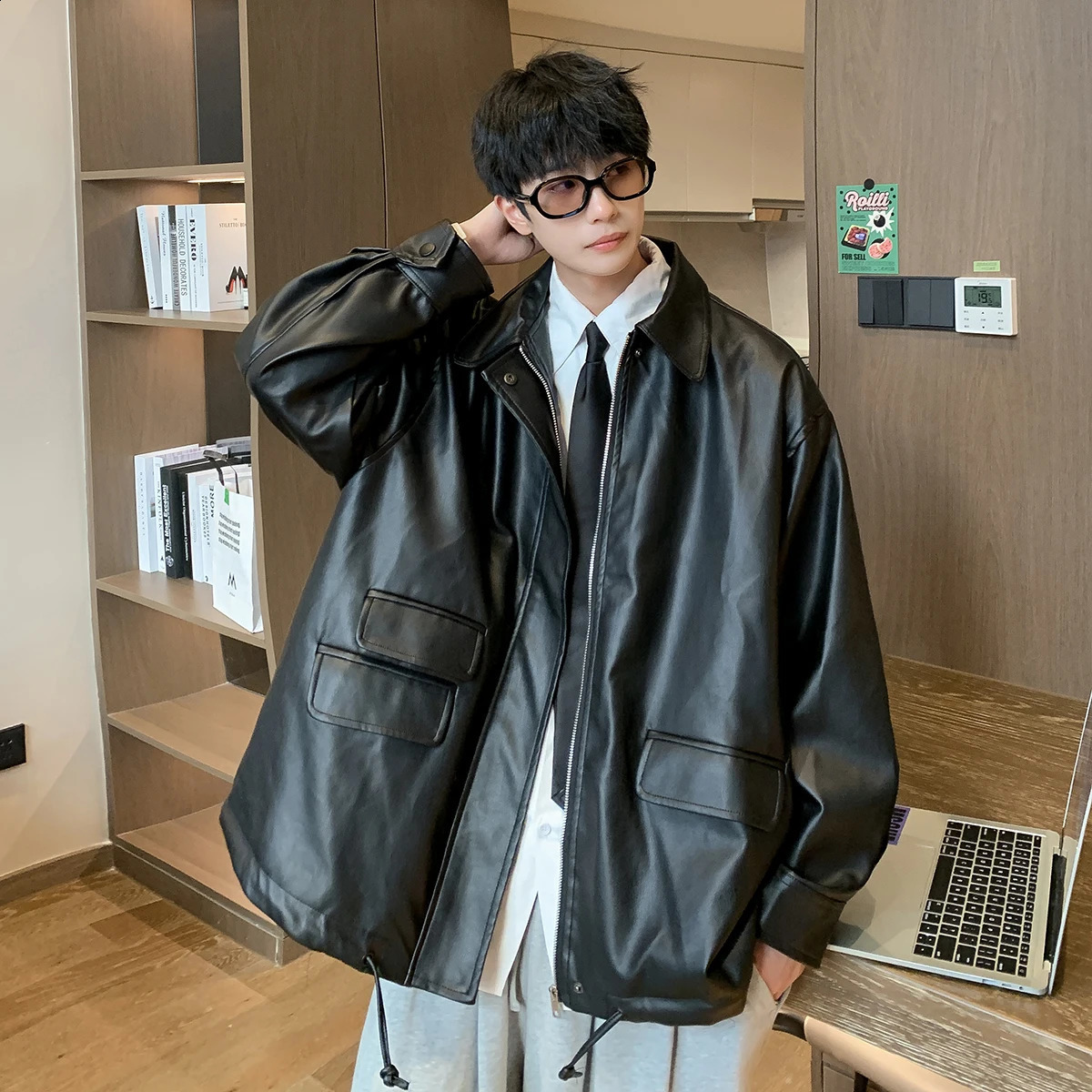 Autumn Men PU Motorcycle Jackets Zipper Windproof Handsome Vintage Turn Down Collar Coats Harajuku Loose Outerwear Homme M-5XL 240822