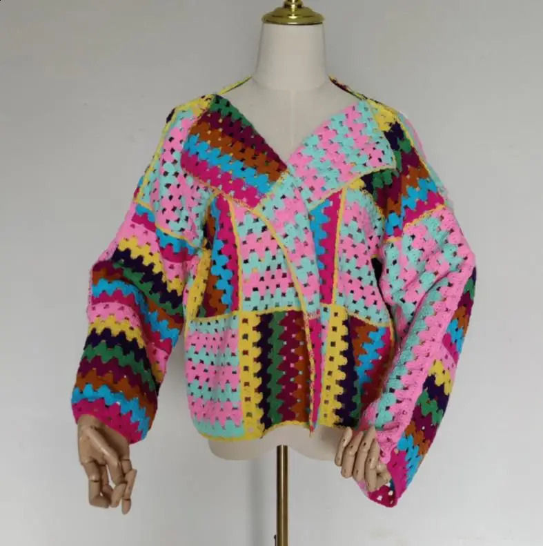 Colorful Sweater Coat Womens Autumn Fashion Unique Top Style Slim and Versatile Knitted Cardigan 240814