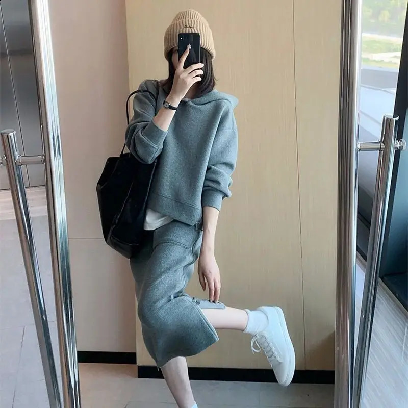 Sports Womens Skirt Set Premium Hooded Top Half Skirt Casual Fashion Age Reducing Elegant Womens Two Piece Set 240823