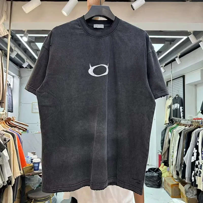 Simple shirts dyed with water wash gradient 240822
