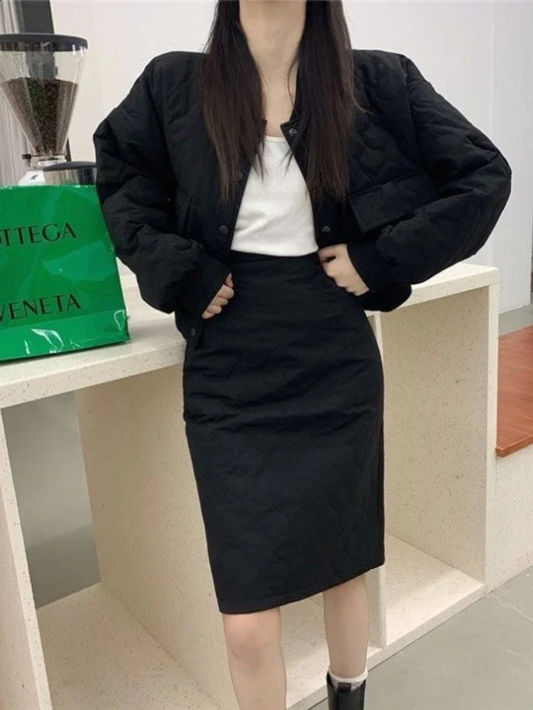 Winter Clothes Women Autumn Winter Cotton Jacket Two Piece Set Long Sleeved Large Pocket Jacket High Waisted Skirt Winter Coat 240823