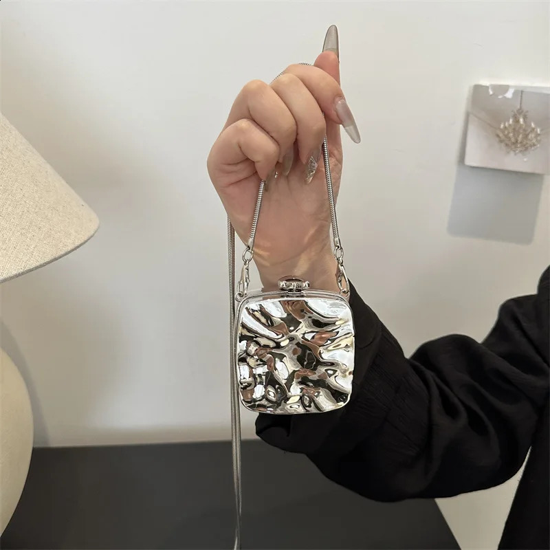 Acrylic Mini Bags for Women Trend Metallic Fashion Cute Evening Handbag Woman Party Chain Hard Small Shoulder Crossbody Bag 240822