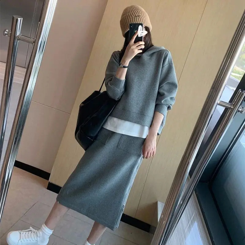 Sports Womens Skirt Set Premium Hooded Top Half Skirt Casual Fashion Age Reducing Elegant Womens Two Piece Set 240823