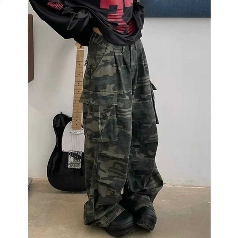 Military green womens jeans high waisted retro straight pocket Y2K denim pants hiphop American fashion wide leg Trouser 240822