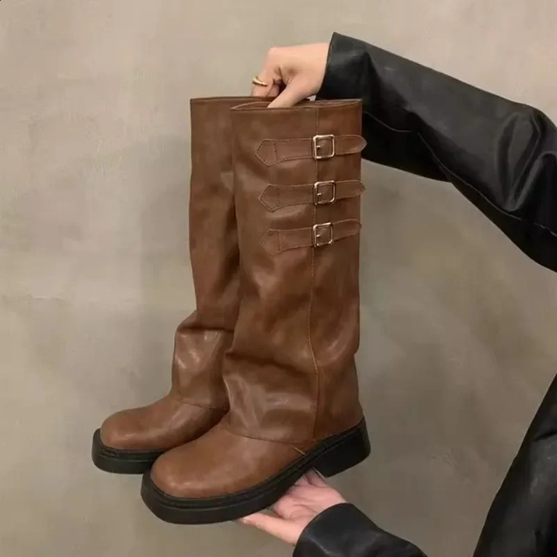 2024 Winter Womens Denim Boots Fashion Belt Buckle Long Boots Womens Elegant Square High Heels Womens Knight Boots 240823