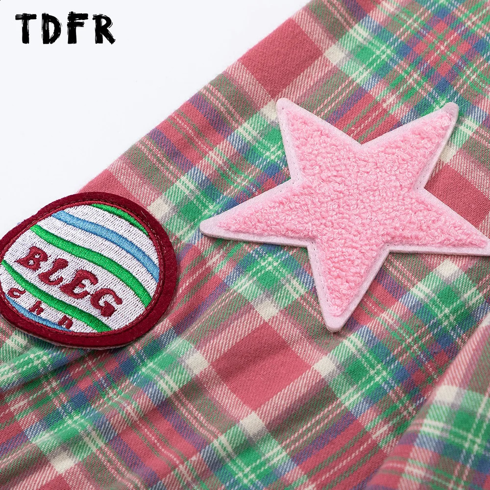 Patch Embroidery Plaid Shirt Mens Retro Casual Loose Pocket Lapel Single Breasted Long Sleeve Shirts Men 240822