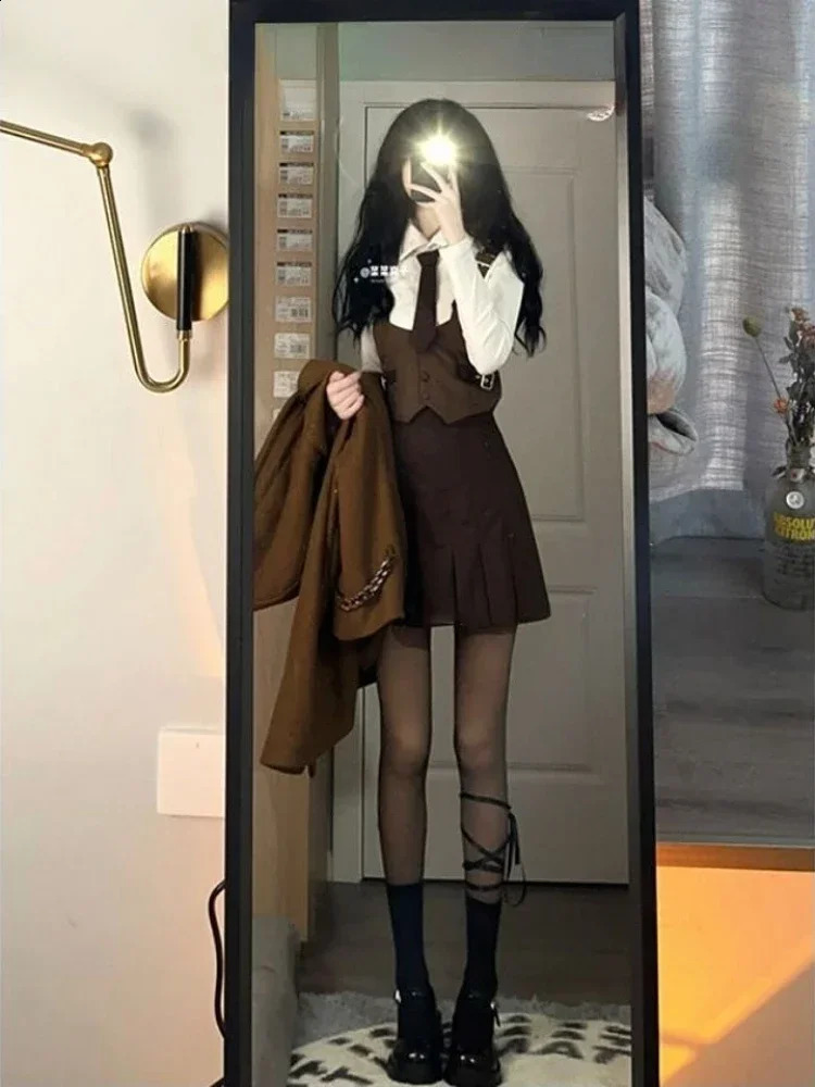 Sweet College Shirt Pleated Skirt Vest Three Piece Set Women Korean Fashion Solid Slim Autumn Female Temperament Suit 240823