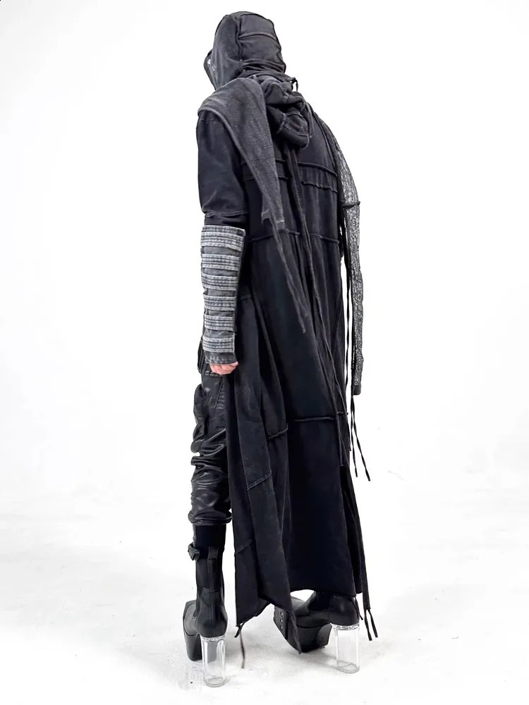 Vintage Mens Distressed Hooded Cape Hanging Vertical Cut Long Windbreaker Darkwear Gothic Style T-shirt Coat for Male 240822
