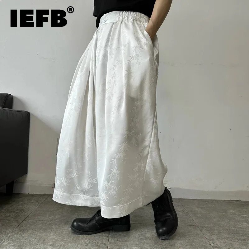 IEFB Chinese Style Mens Casual Pants Satin Jacquard Wide Leg Ankle-Length Pants Elastic Waist Summer Simple 9C6011 240822