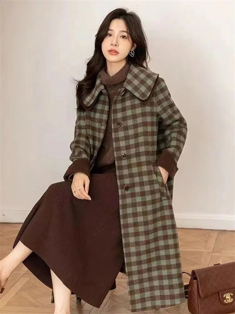 Woolen Coat Womens Autumn and Winter Suit Coat Medium length Loose and Slim Plaid Pattern Woolen Top Plaid 240822